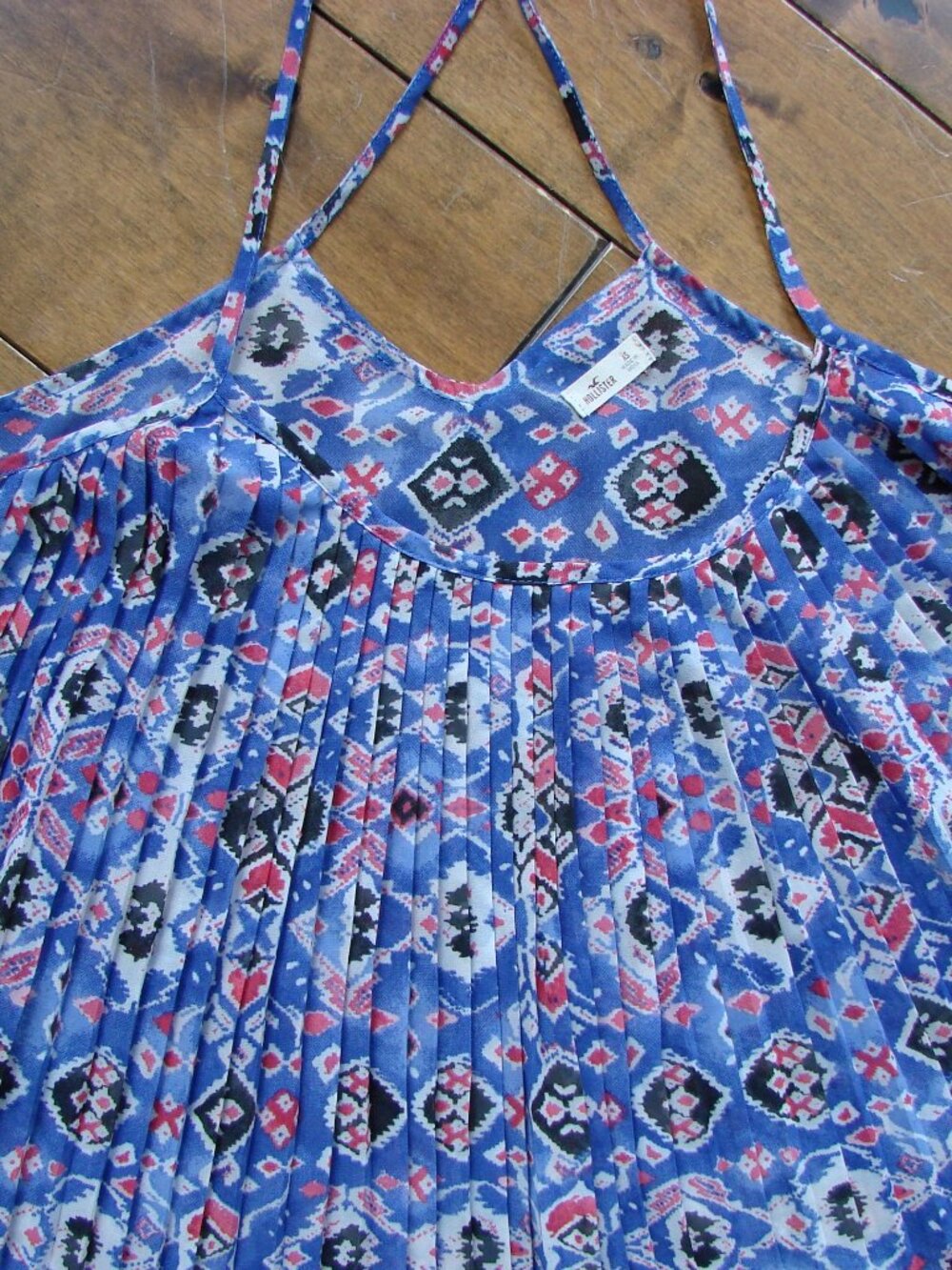 Hollister Y2K Blue Sleeveless Cami Top Spaghetti Cross Strap Pleated Sheer XS - Picture 5 of 9